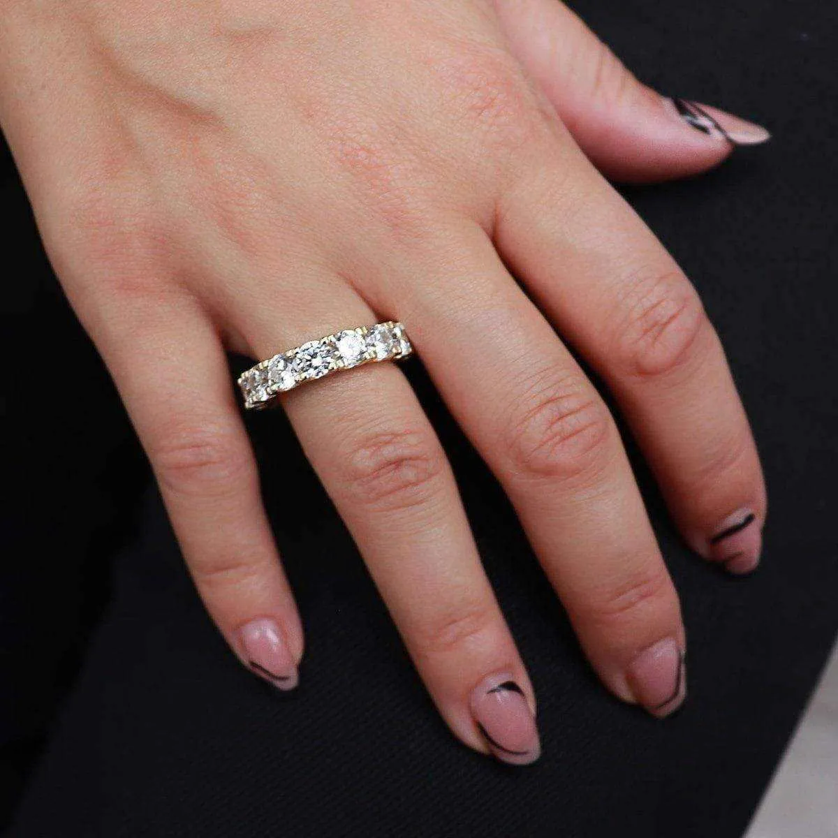 10k Solid Gold 5mm Single Layer Diamond Band Ring