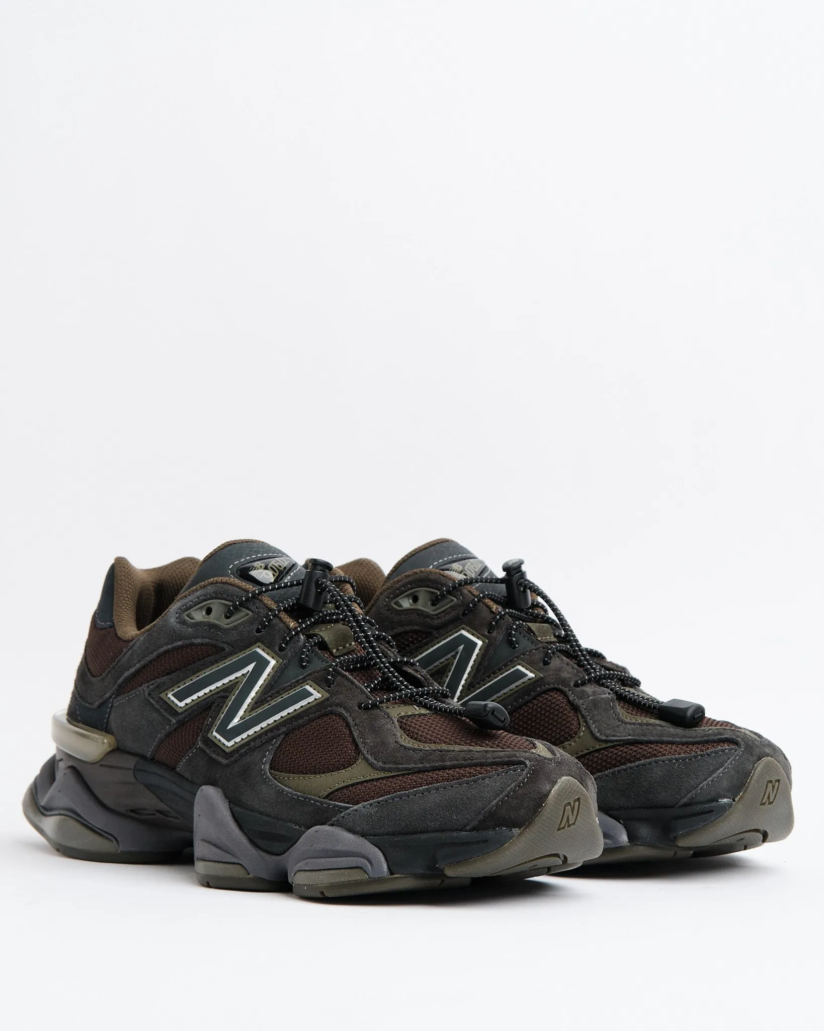 9060 BLACKTOP / DARK MOSS U9060PH