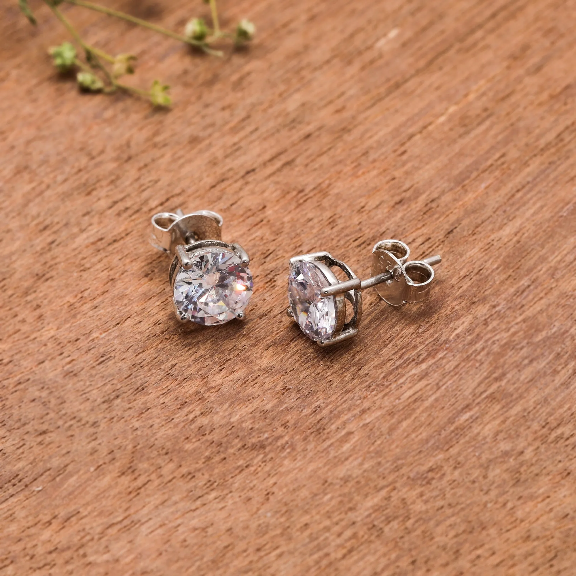 Anushka Sharma Silver Queens Set