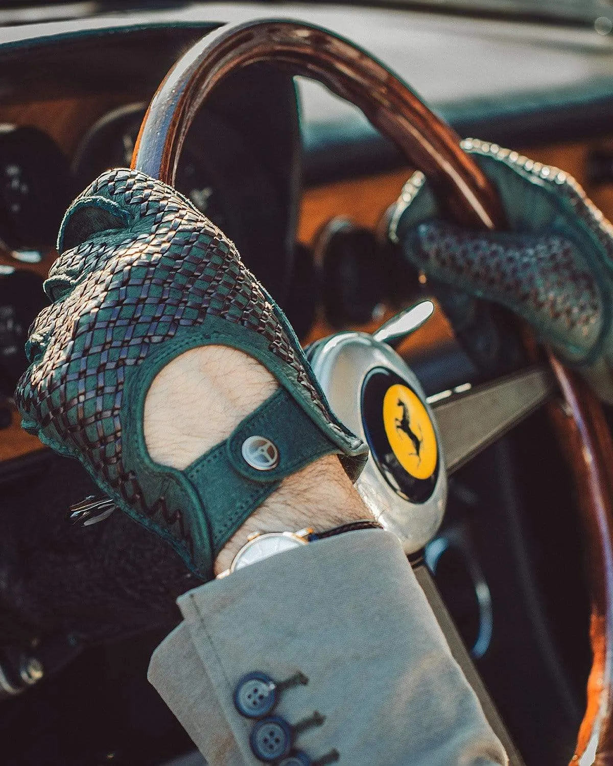 BESPOKE - Peccary Leather Driving Gloves - Dark Green/Conker