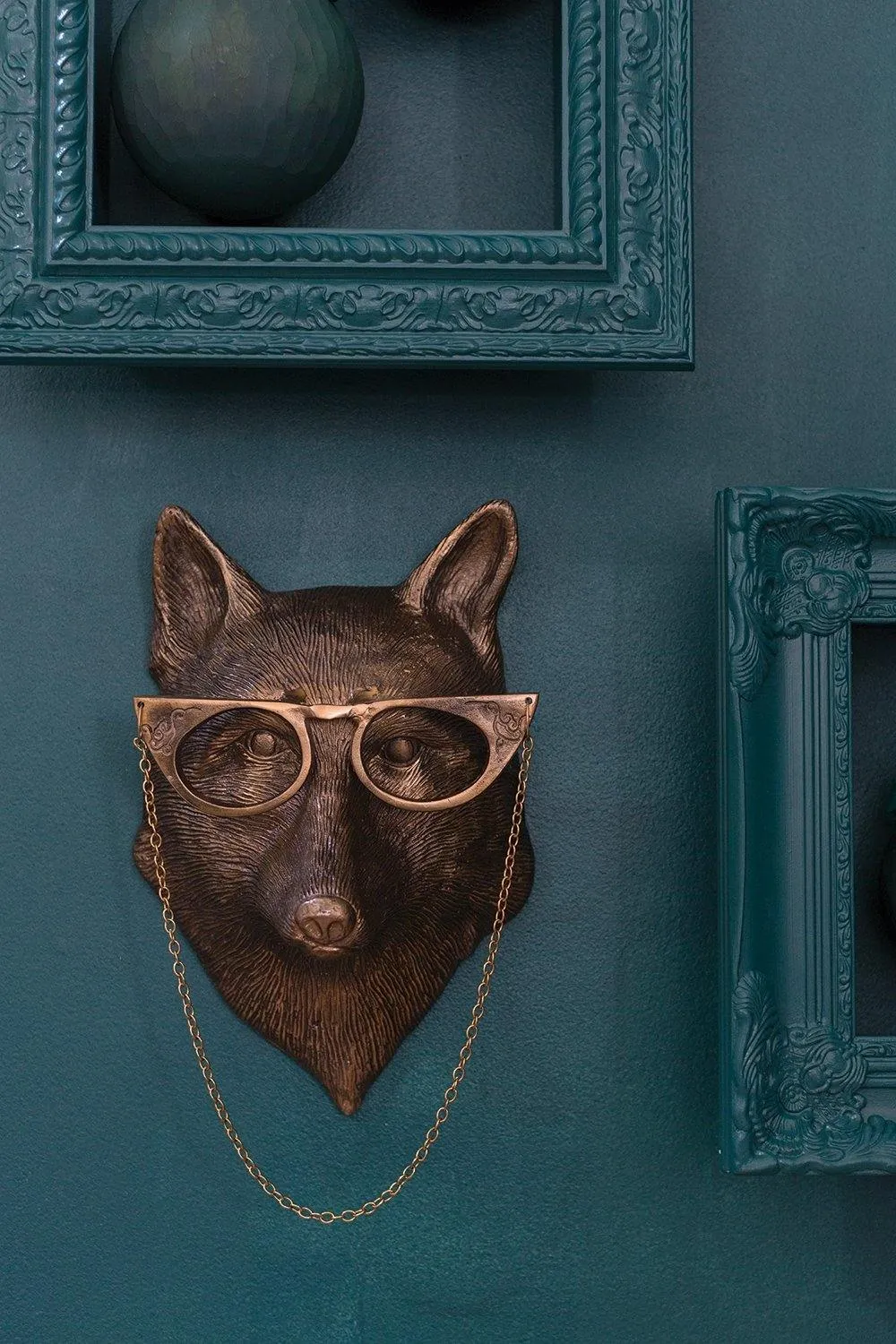 Eloise Wolf Wall Mounted Brass Decor