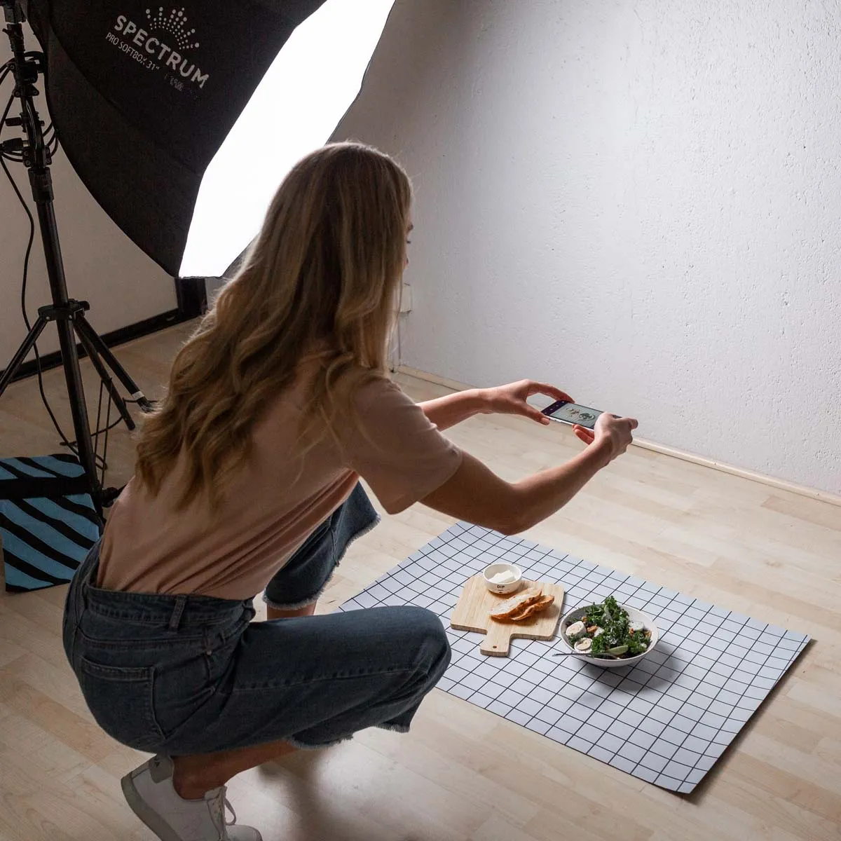 Flat Lay Instagram Backdrop - White 'Glebe' Minimal Grid (56cm x 87cm)