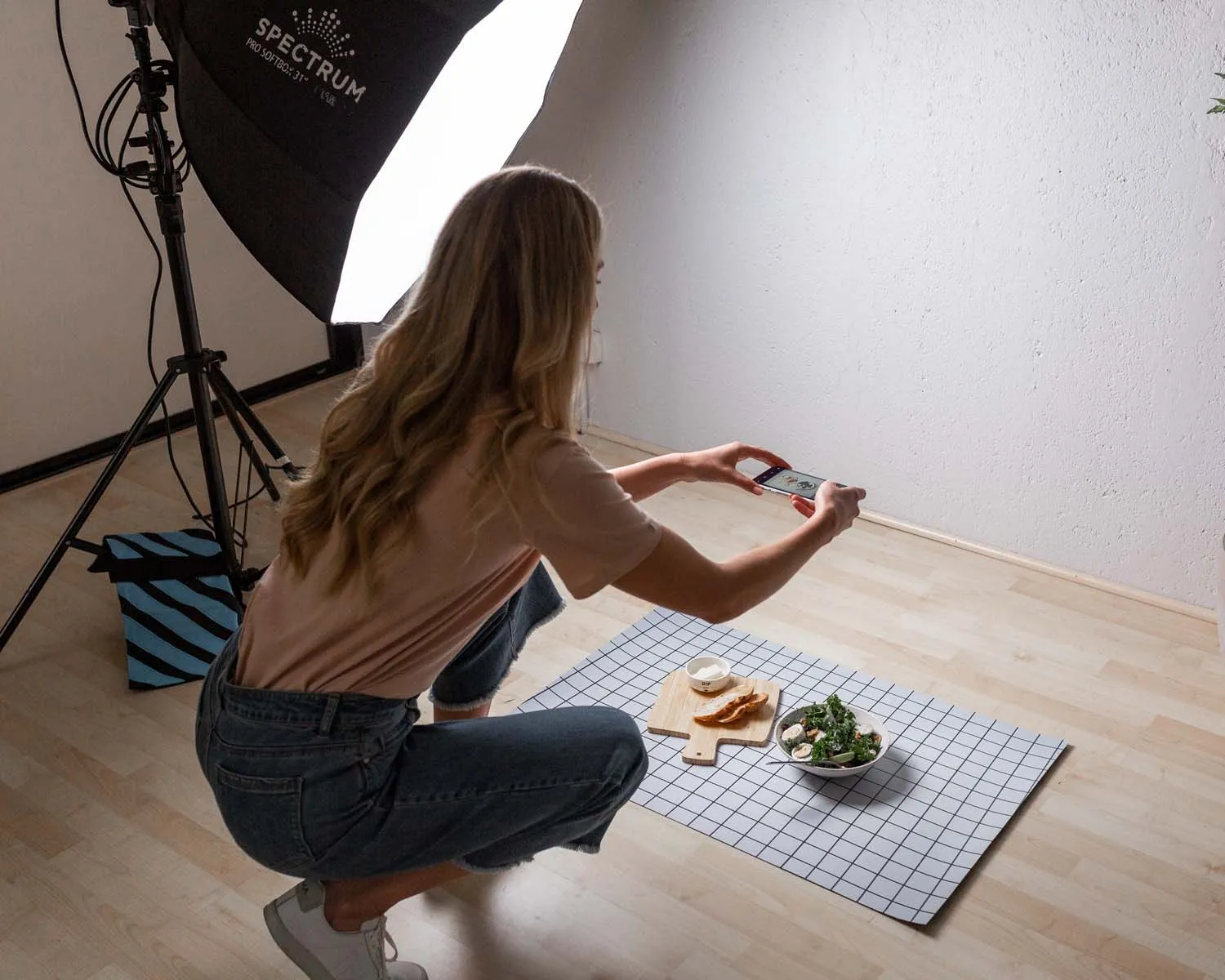 Flat Lay Instagram Backdrop - White 'Glebe' Minimal Grid (56cm x 87cm)