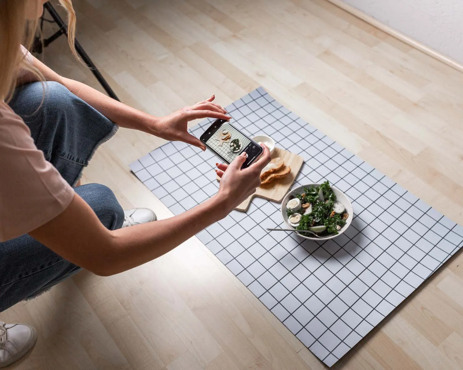 Flat Lay Instagram Backdrop - White 'Glebe' Minimal Grid (56cm x 87cm)
