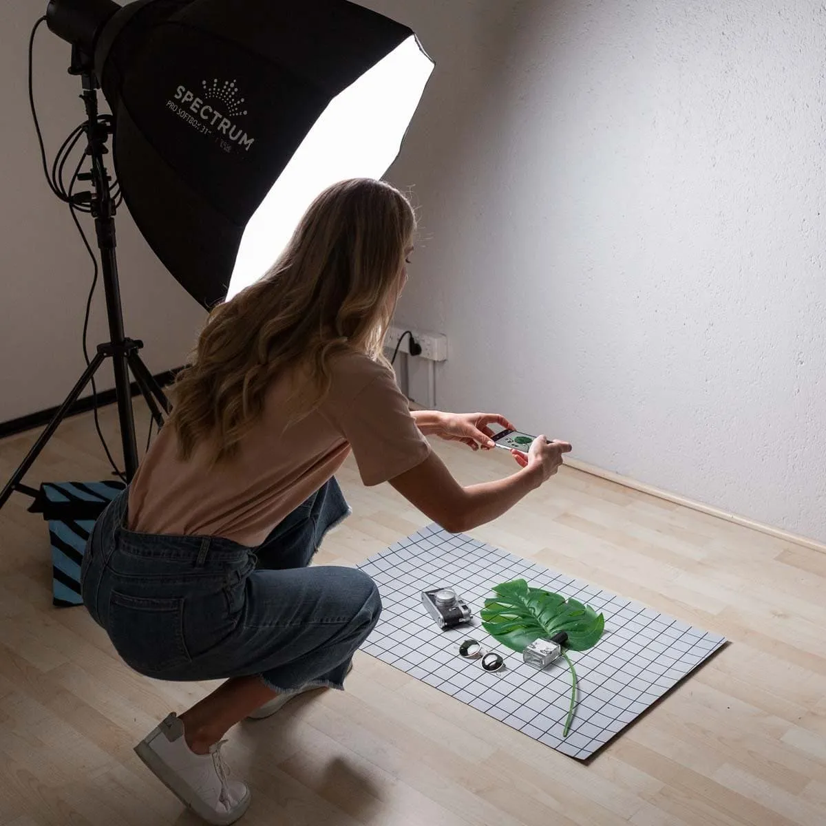 Flat Lay Instagram Backdrop - White 'Glebe' Minimal Grid (56cm x 87cm)