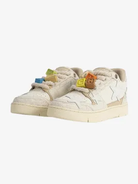 WLS StarryGlide Applique Embroidery Star Skate Shoes